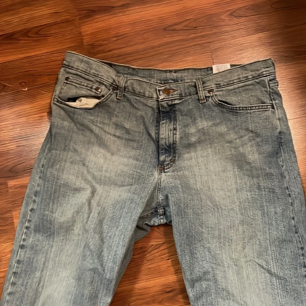Jeans - Picture 2 of 4